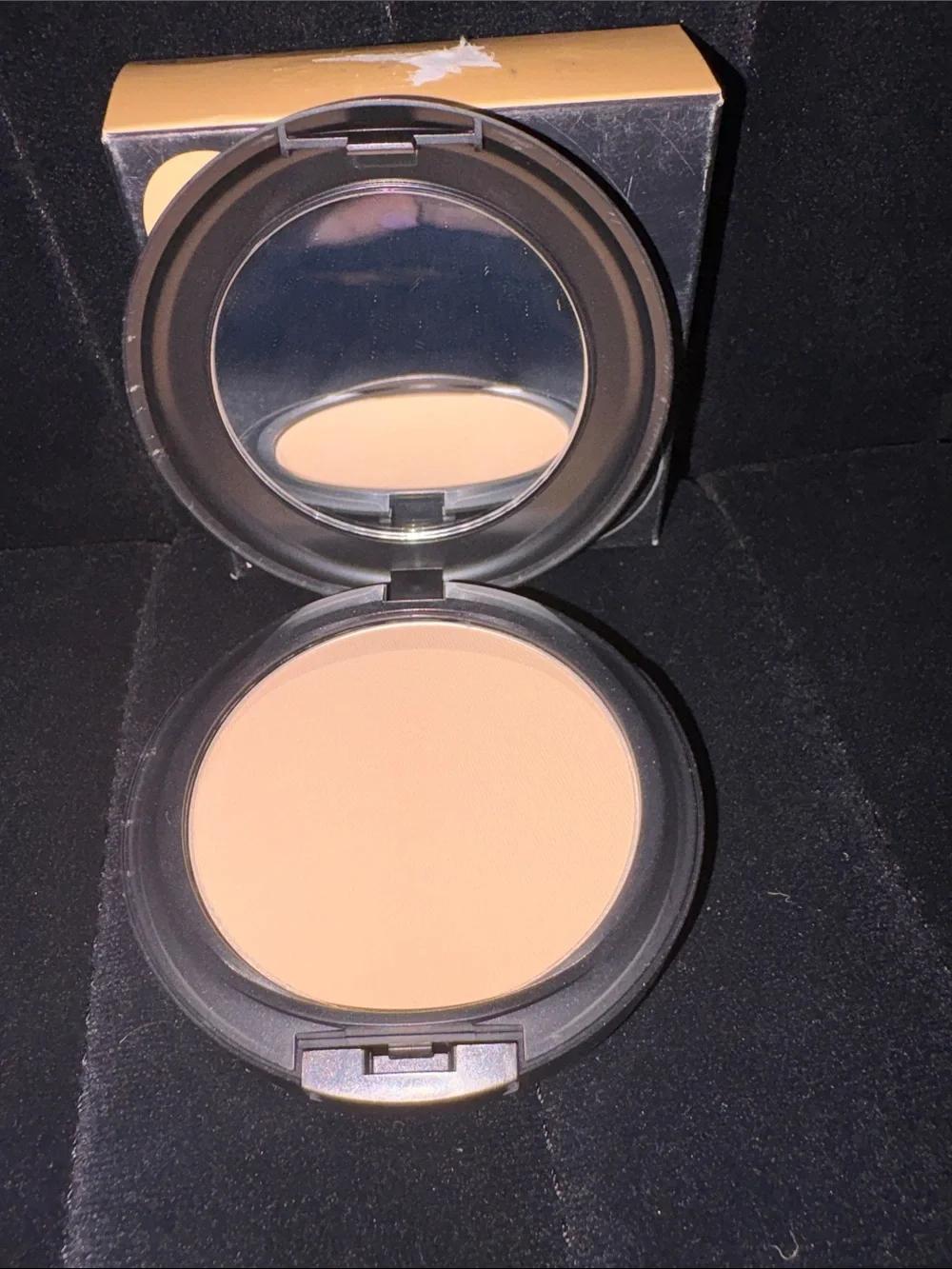 MAC Cosmetics STUDIO FIX POWDER FOUNDATION — C3 NIB